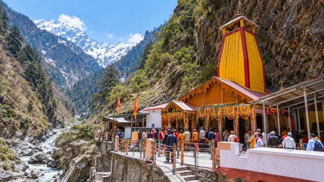 Yamunotri destination scenery