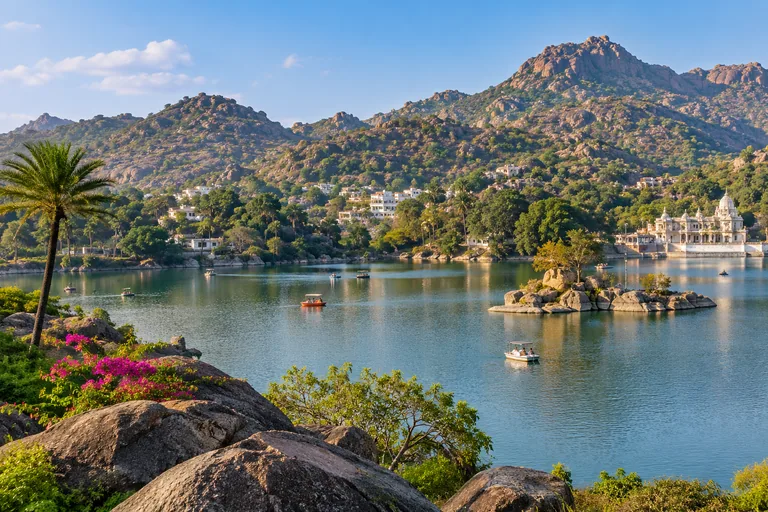 Mount Abu travel illustration