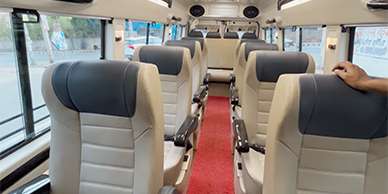 12 Seater Maharaja Tempo Traveller Faridabad